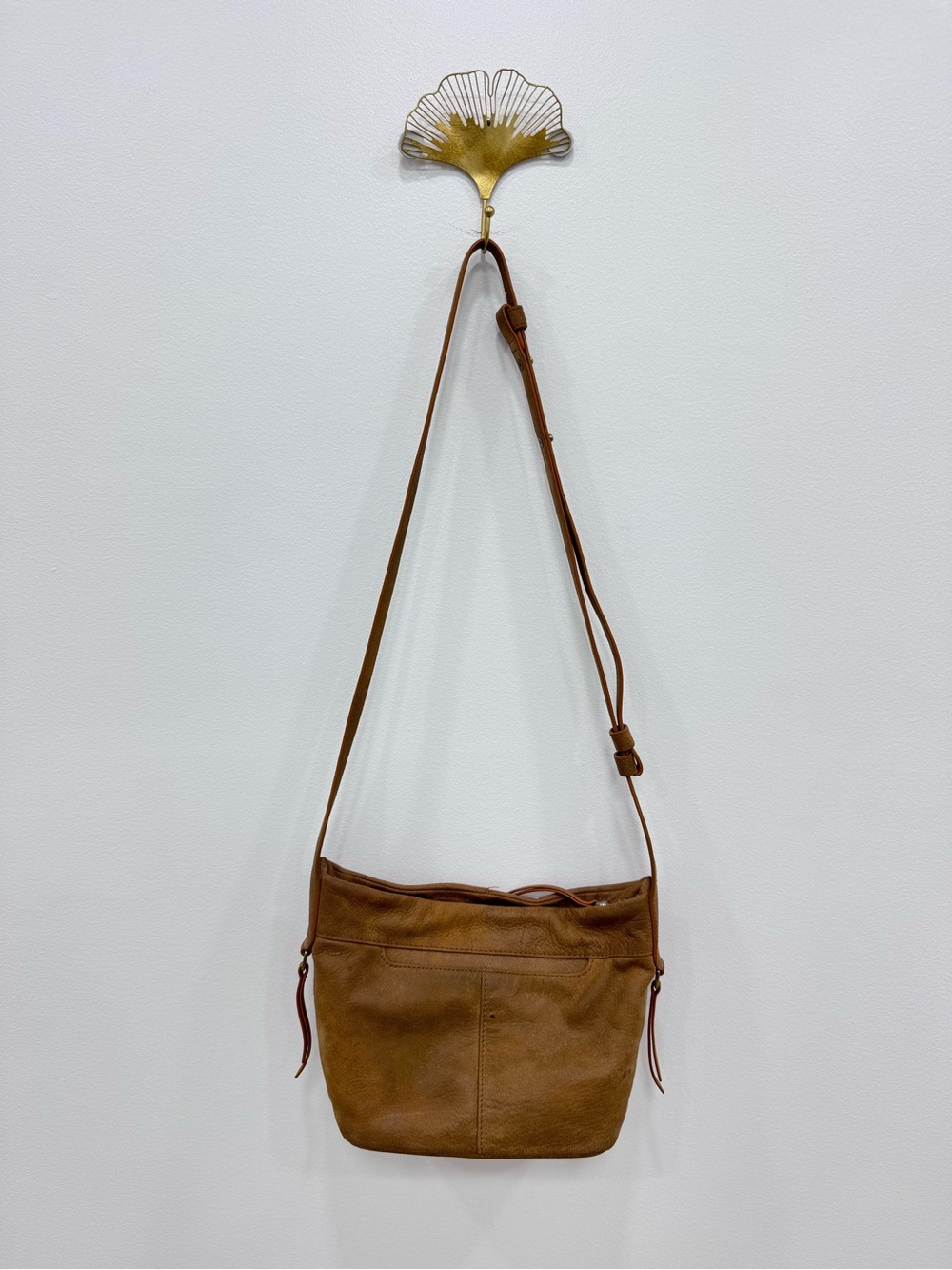 HOBO Suede Colette Crossbody Bag preowned whiskey brown